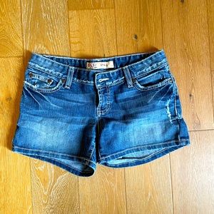 BKE denim shorts-size 27